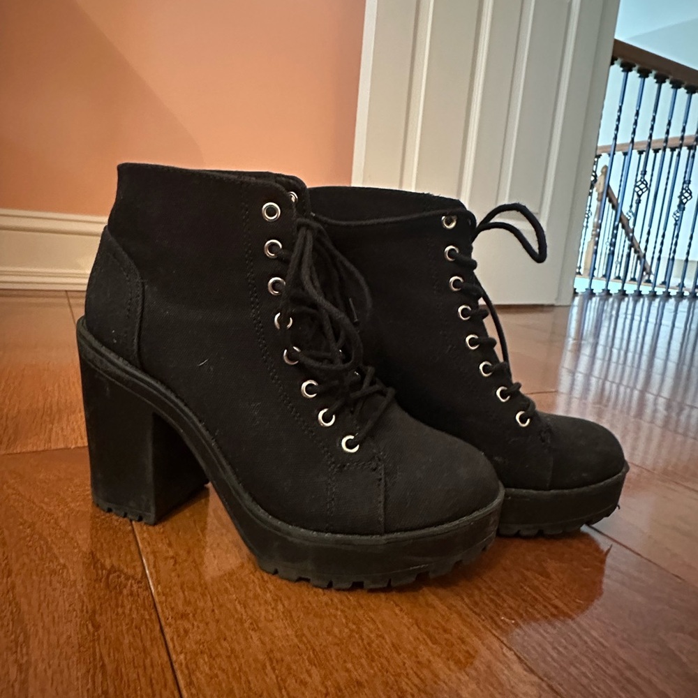 Women's Black Lace-Up Ankle Boots